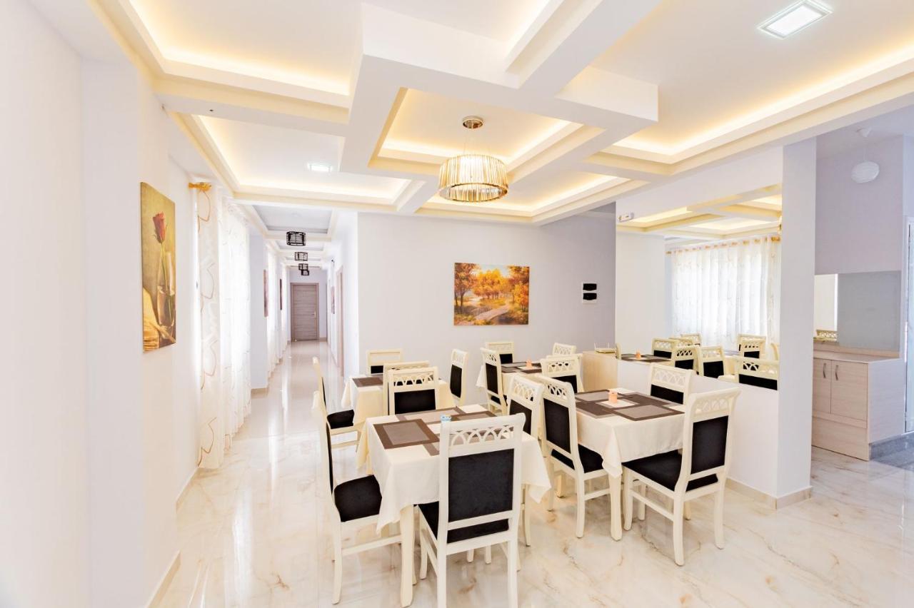 The City Gate Hotel Sarande Exterior photo