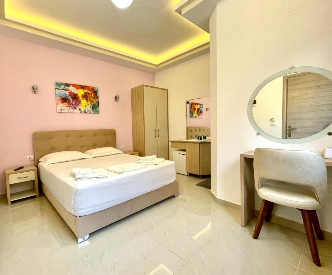 The City Gate Hotel Sarande Exterior photo