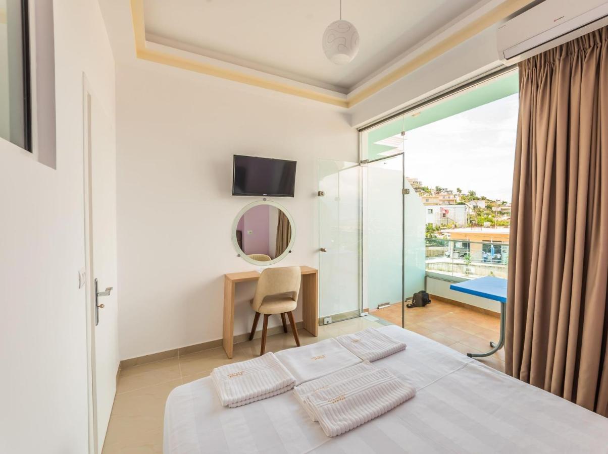 The City Gate Hotel Sarande Exterior photo