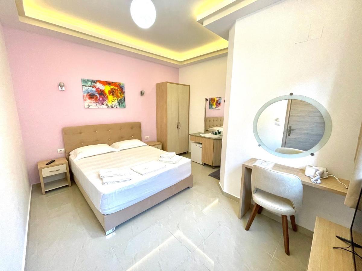 The City Gate Hotel Sarande Exterior photo