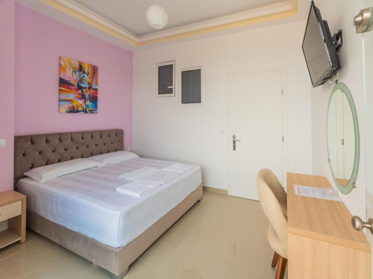 The City Gate Hotel Sarande Exterior photo